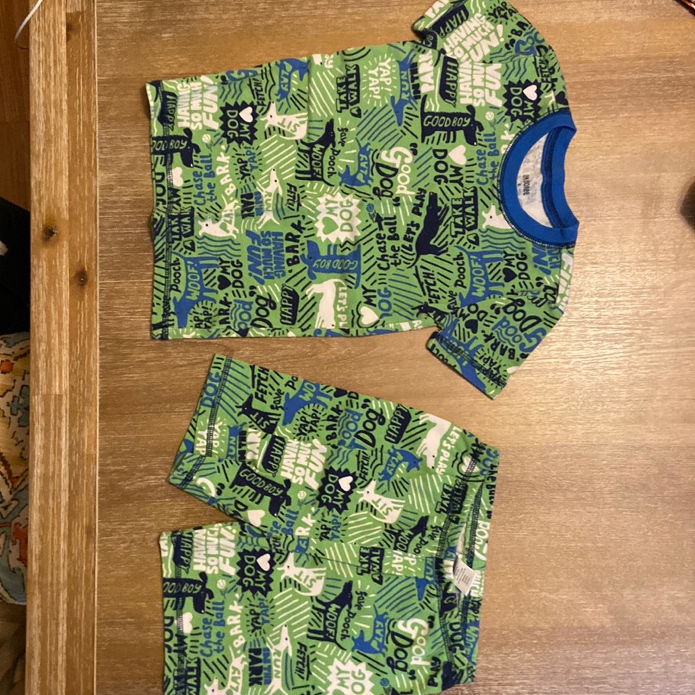 Gymboree pajamas size 6